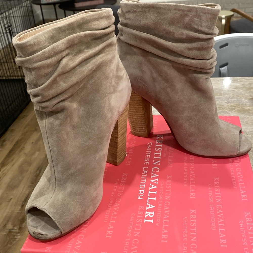 Suede grade booties, size 8